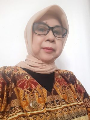 Dra. Nurkomariyah, M.M.Pd.